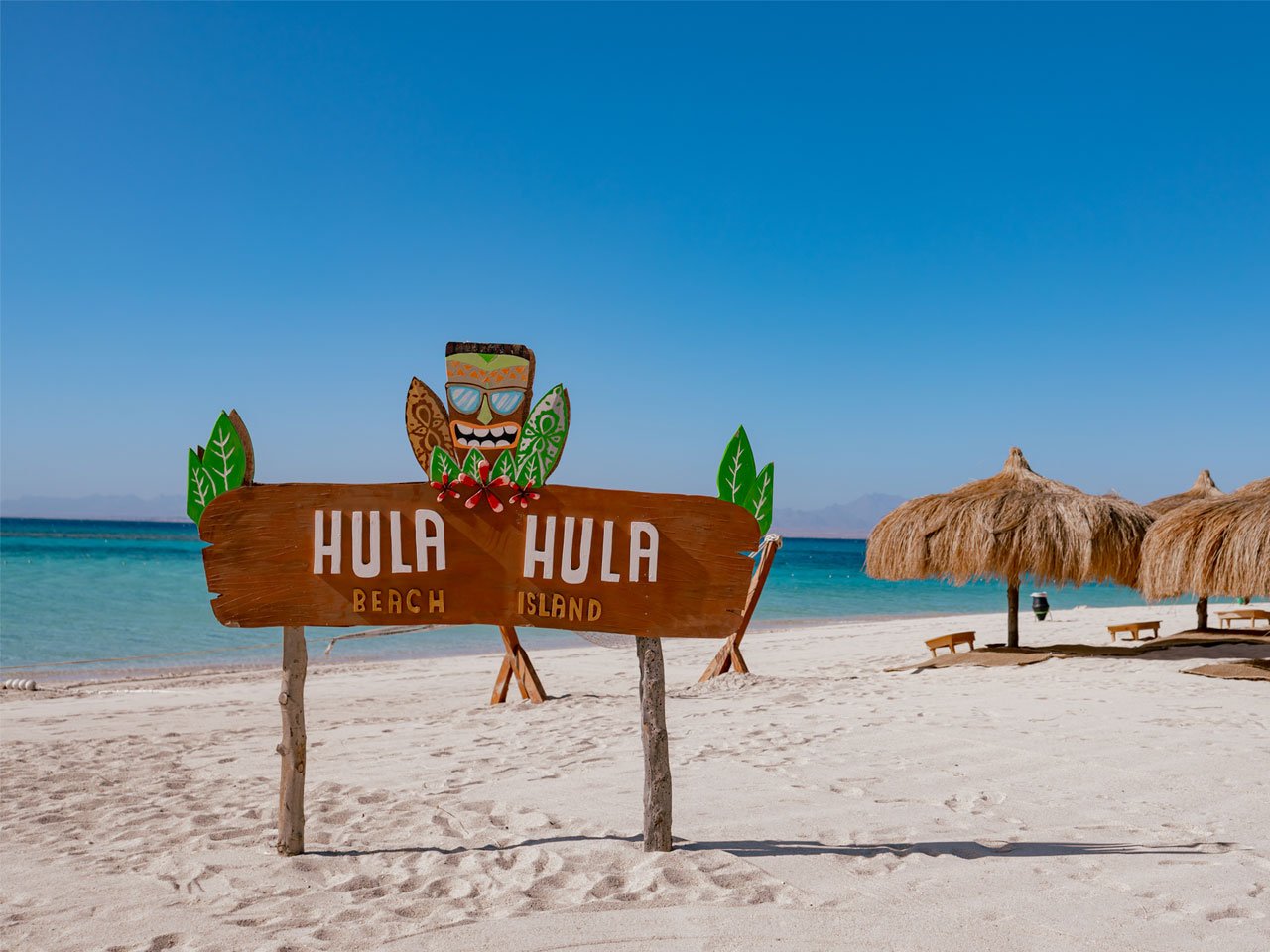 Hula-Hula-Beach-Island-hurghada