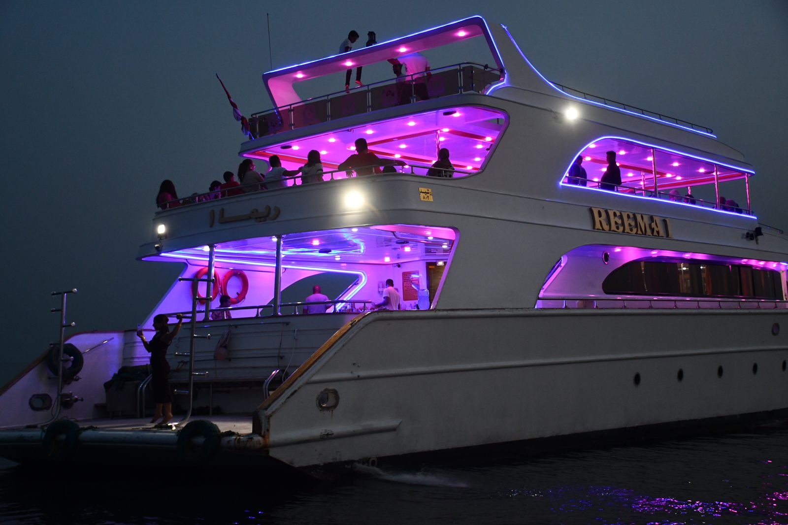 dinner-cruise-night-time-in-sharm-el-sheikh_itJqz