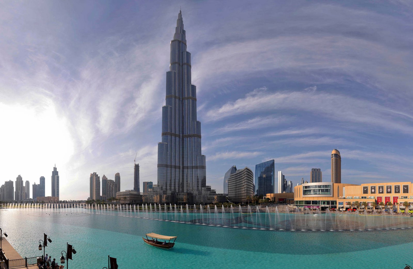 1551779051_Burj-Khalifa13-Dubai-Fountain03-©-Burj-Khalifa (1)