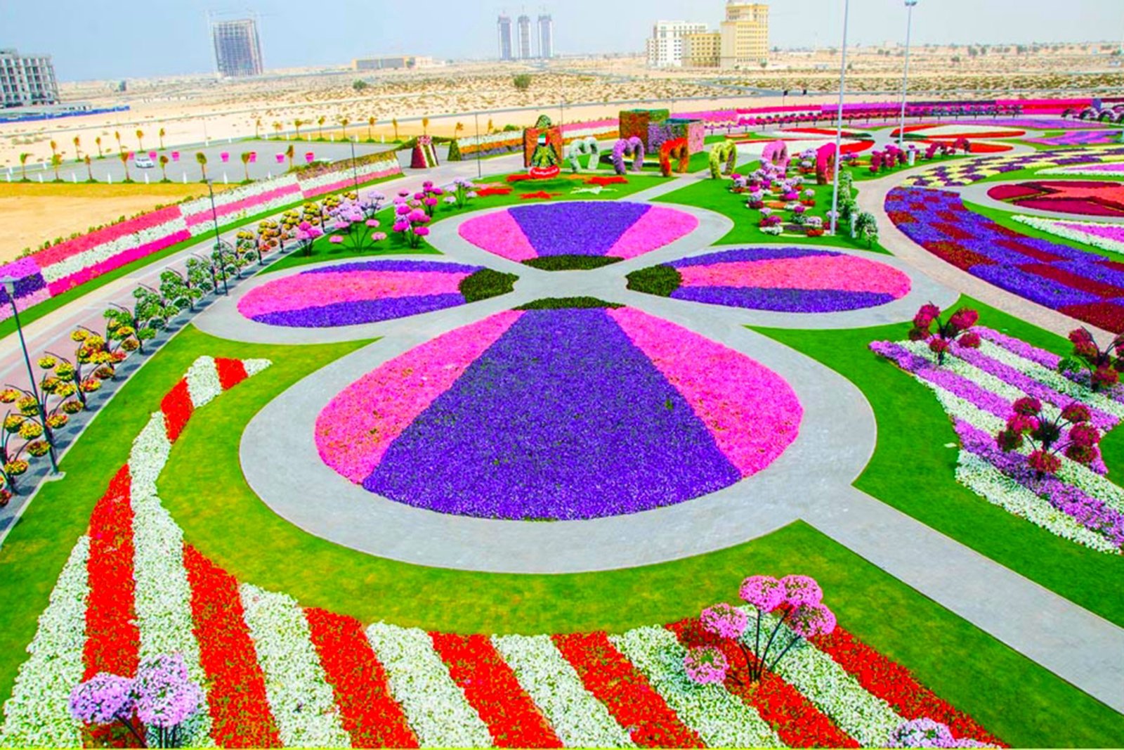 7xDXTHIe-Dubai-Miracle-Garden_1