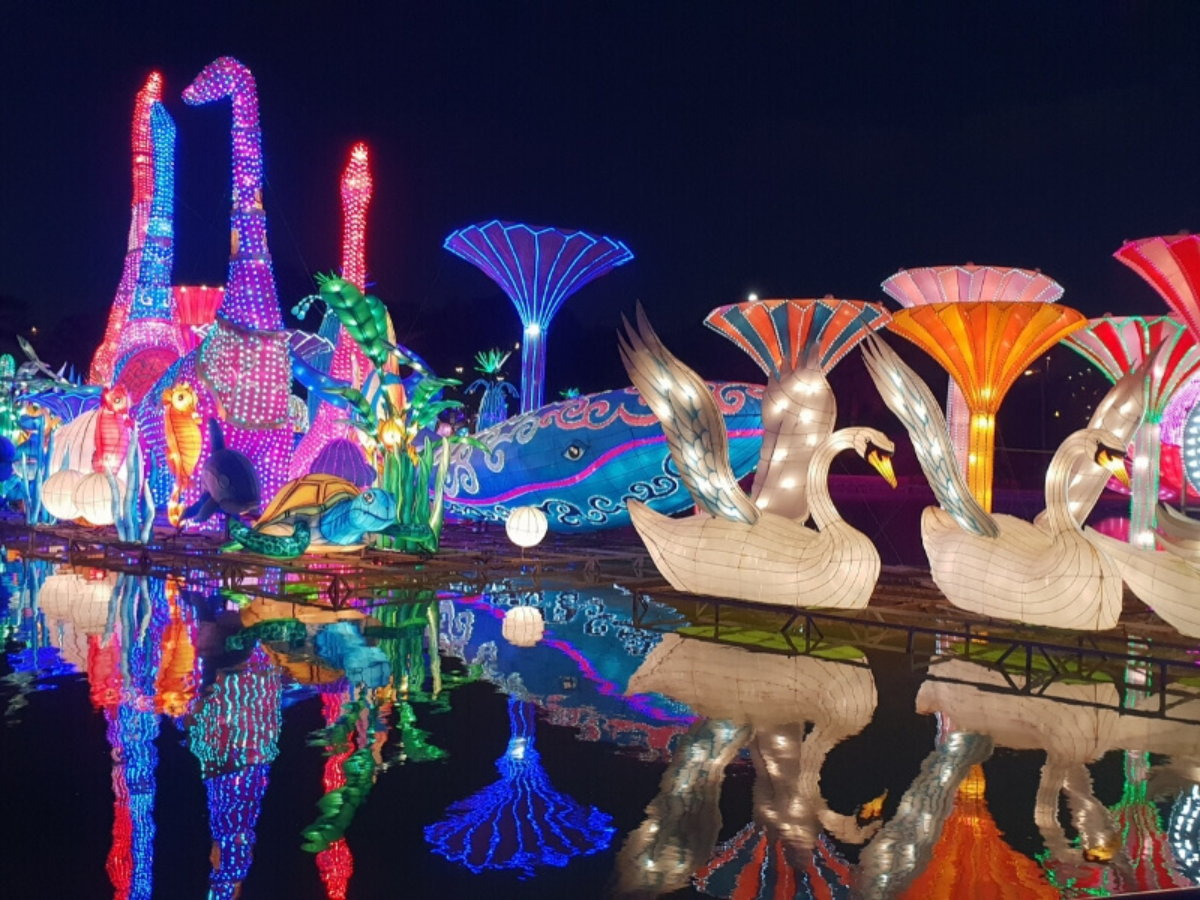 dubai-garden-glow
