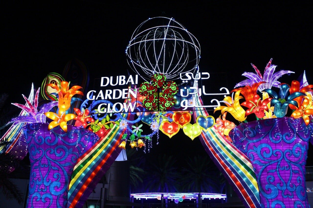 dubai_garden_glow