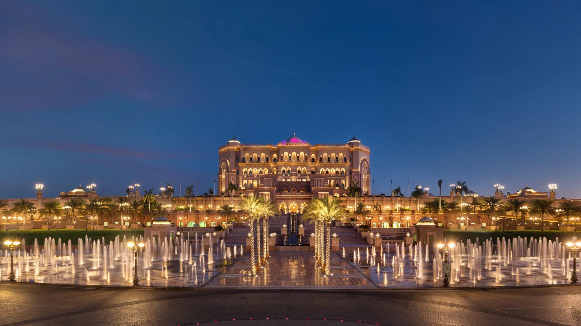 emiratespalace-abudhabi-2019-2