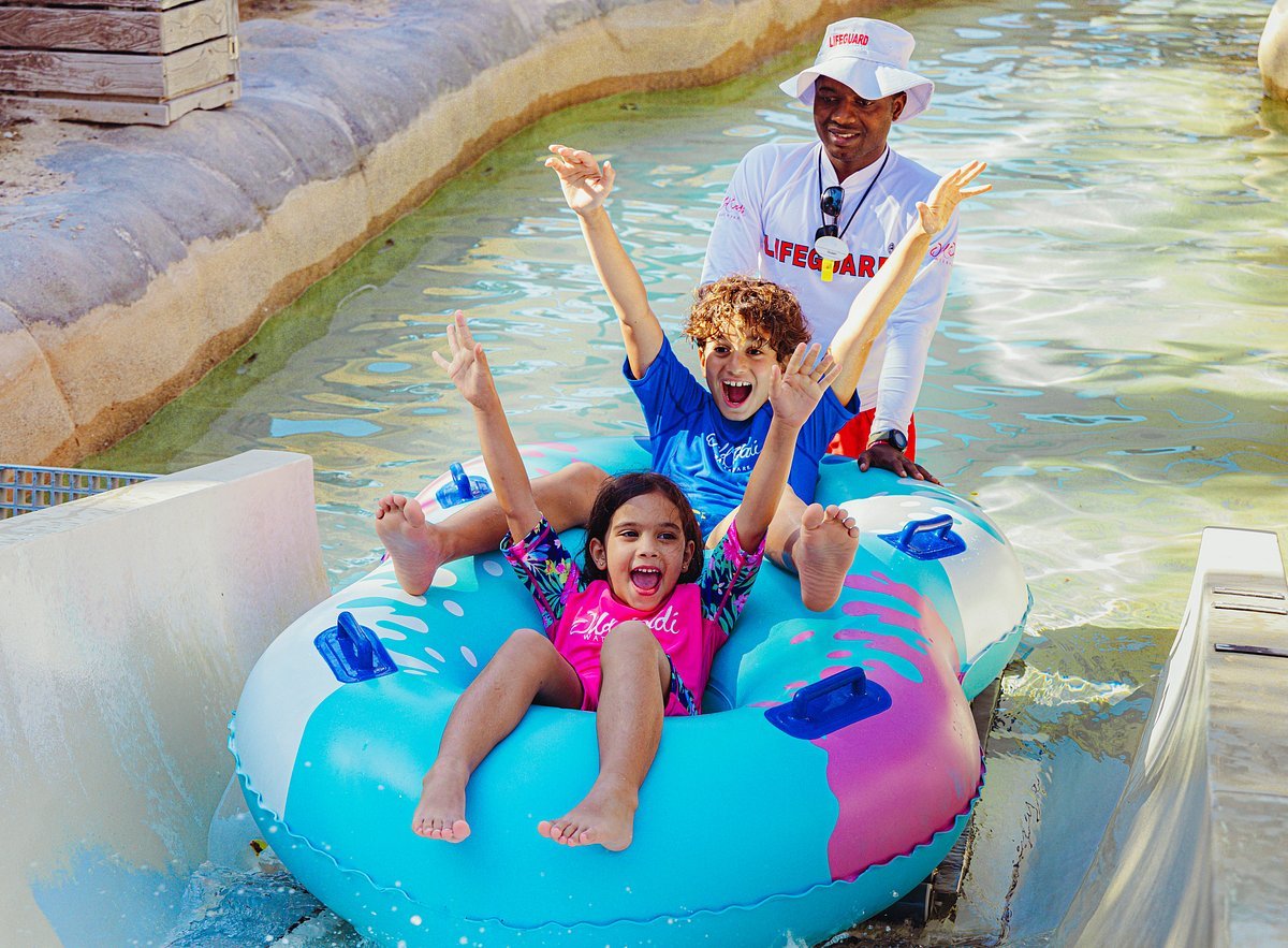 waterpark-with-30-slides